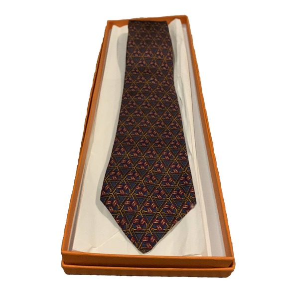 Hermes 100% Silk Made In France Rope Triangle Pattern NIB
